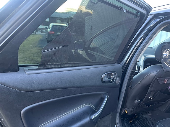 Ford Mondeo 8 of 15