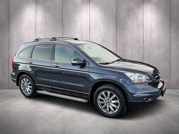 Honda CR-V 2 of 12