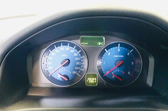 Volvo C30 7 of 24