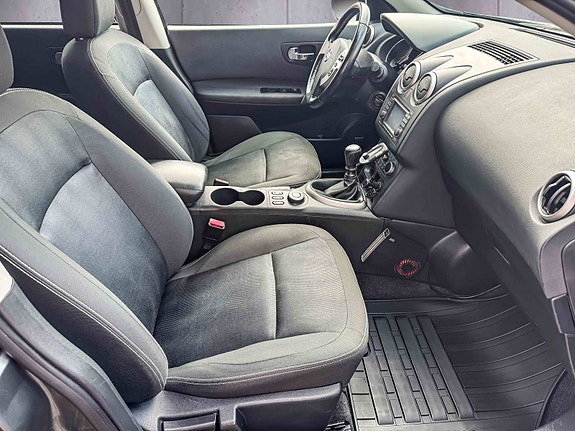 Nissan Qashqai+2 9 of 12