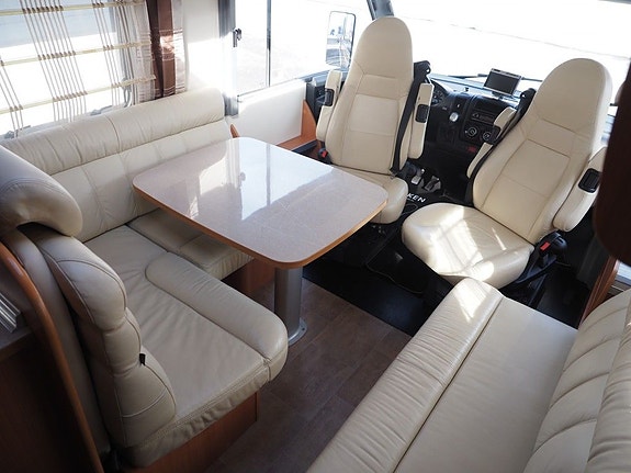 Bürstner Aviano 890 3 of 20