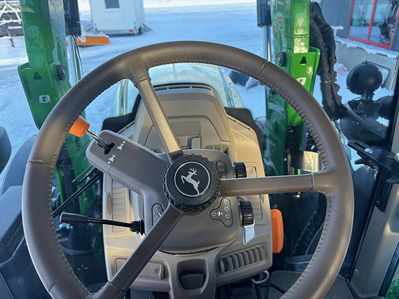 John Deere 6155M 2024, kr 1 549 000,-