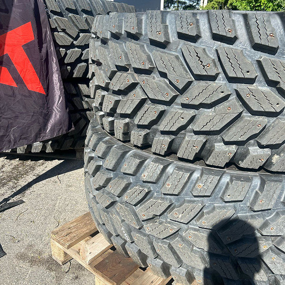Hakkapelitta Komplette hjul