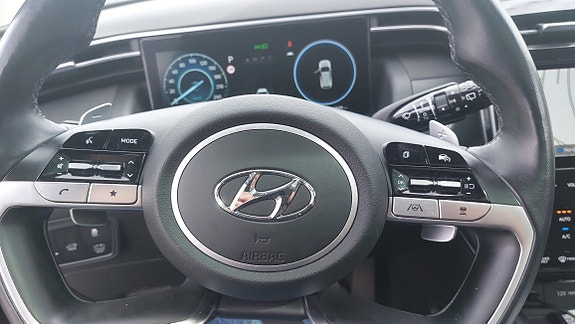 Hyundai Tucson 23 of 30