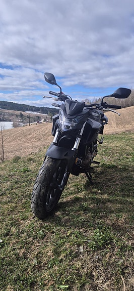 Honda CB 500F 2 of 5
