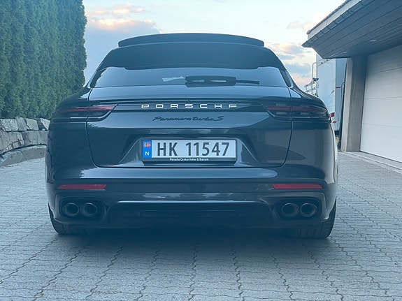 Porsche Panamera 12 of 14