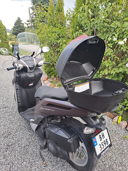 Yamaha 4 of 4