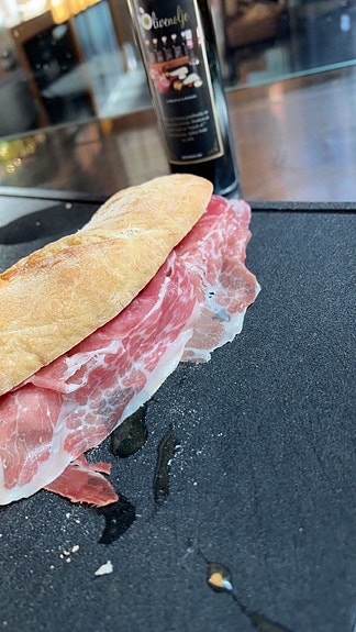 Bocadillos = Baguetter (byens beste)