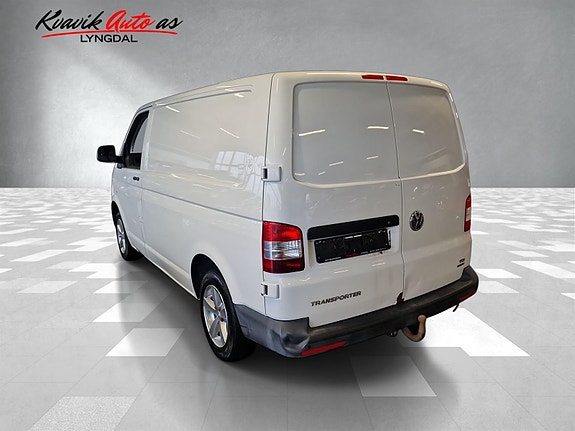 Volkswagen Transporter 4 of 5