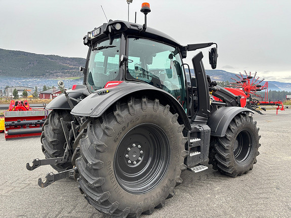 Valtra N175D 2024, kr 2 199 000,-
