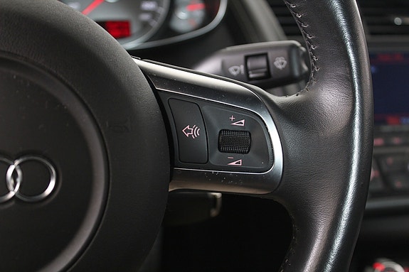 Audi R8 23 of 30