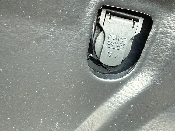 Volkswagen Amarok 10 of 12