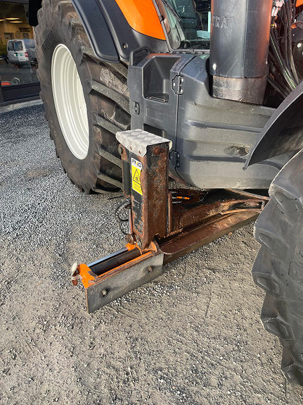 Valtra T254V m/FMG Underliggende skjær 2018, kr 879 000,-