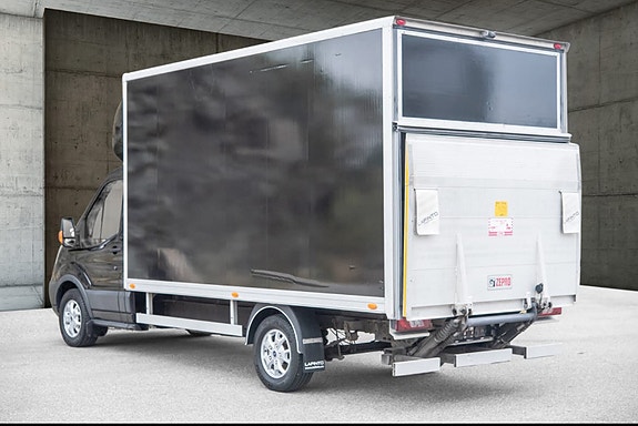 Ford Transit 3 of 21
