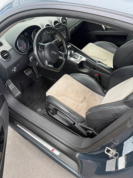 Audi TTS 13 of 22