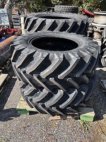 Trelleborg TM800 dekk 600/65-38 og 480/65-28