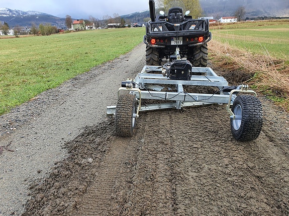 VEISKRAPE 2 modeller kr.8900,- og kr.17900,-.