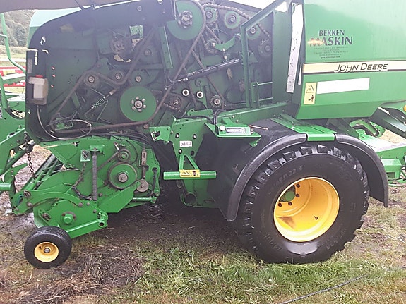 John Deere C441S