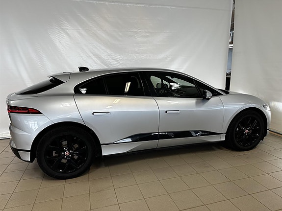 Jaguar I-PACE 9 of 21