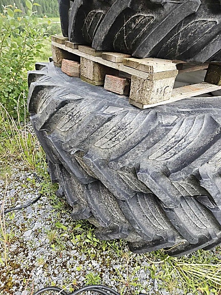 Sprøytehjul 16.9-38 og 13..6-28 inkl. AB dual tvillingmontasje