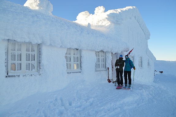Det er mye og variert vær på Høgevarde. Mange tiltrekkes av værforholdene og Randonee er populært.