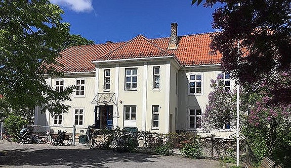 Schafteløkken barnehage er en hyggelig, liten og privat menighets barnehage som ligger sentralt i en villa på Frogner i Oslo