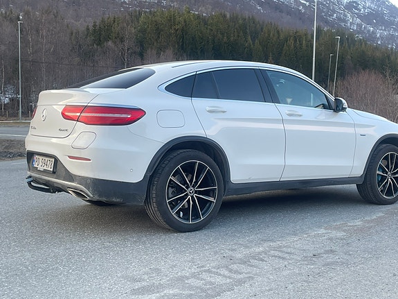 Mercedes-Benz GLC350 e 4 of 12