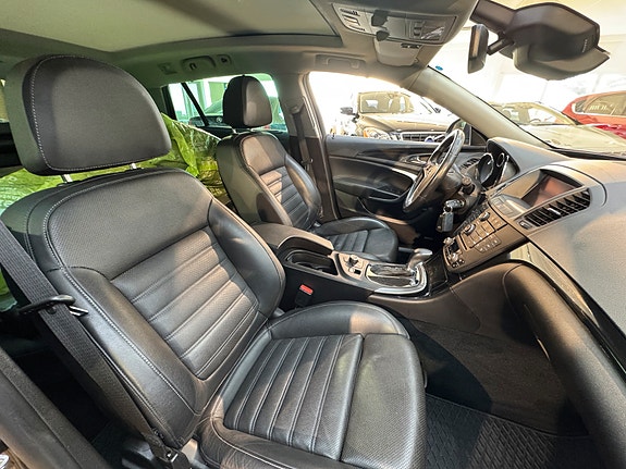 Opel Insignia 16 of 30