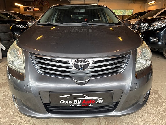 Toyota Avensis 5 of 18