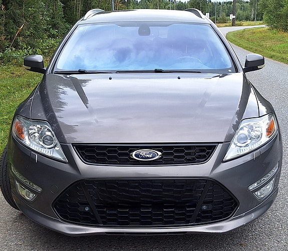 Ford Mondeo 2 of 5