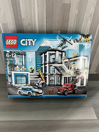 Lego City 60141