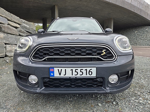 MINI Countryman Cooper SE 3 of 30