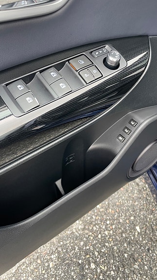 Toyota Mirai 17 of 22