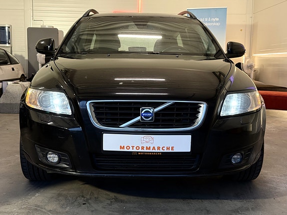 Volvo V50 5 of 5
