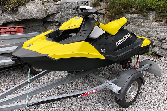 Sea-Doo Spark til leie – klar for sommer og sjøliv! 3 of 5