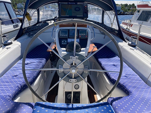 Bavaria 36AC - To kabiner, baugpropell, godt utstyrt 10 of 30