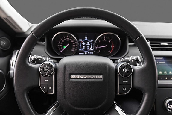 Land Rover Discovery 7 of 12