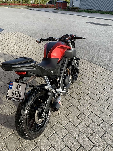 Yamaha MT-125 3 of 4