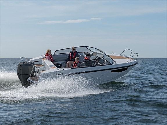 Silver Tiger DCz m/ DF150hk - ny båt, overligger -fantastiske sjøegenskaper! 4 of 5