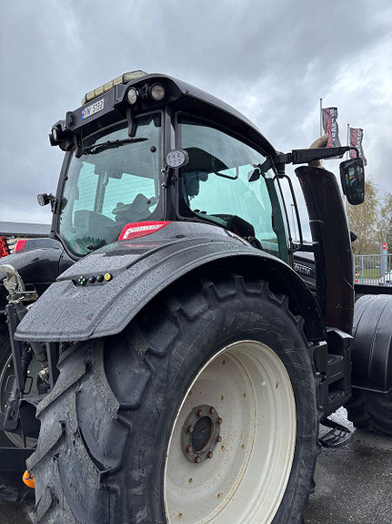 Valtra T174 Direct, Fronthydraulikk og pto, vinterpakke 2017, kr 859 000,-