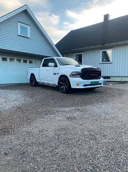Dodge RAM 7 of 28
