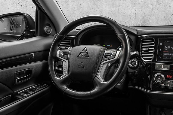 Mitsubishi Outlander 17 of 27
