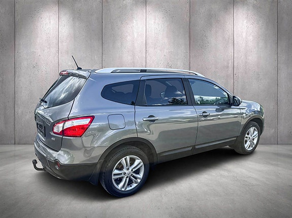 Nissan Qashqai+2 4 of 5