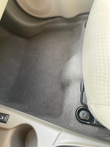 Nissan Leaf 11 of 14