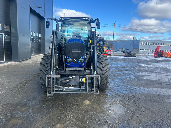 Valtra A 114 H4 med skogsrigg 2019, kr 719 000,-