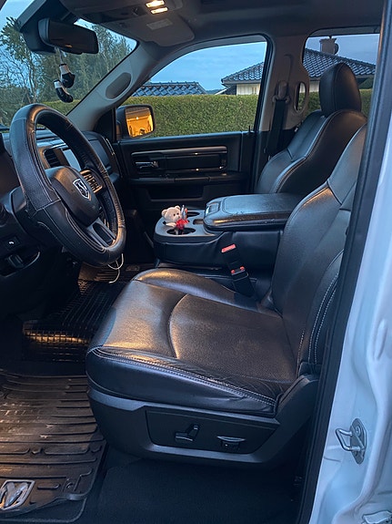 Dodge RAM 20 of 28