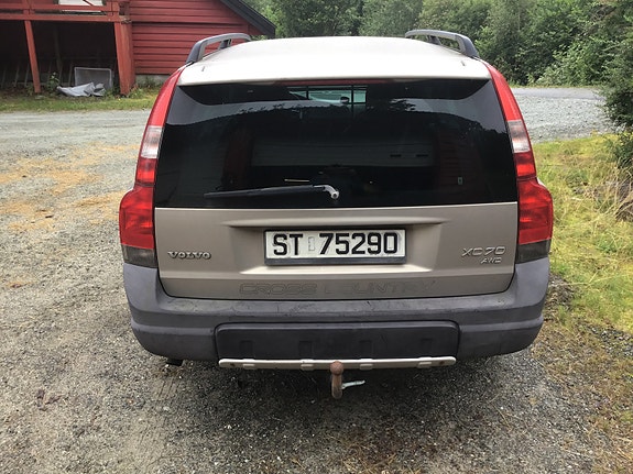 Volvo XC70 4 of 14