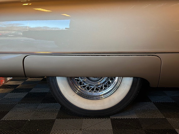 Cadillac Deville 23 of 30