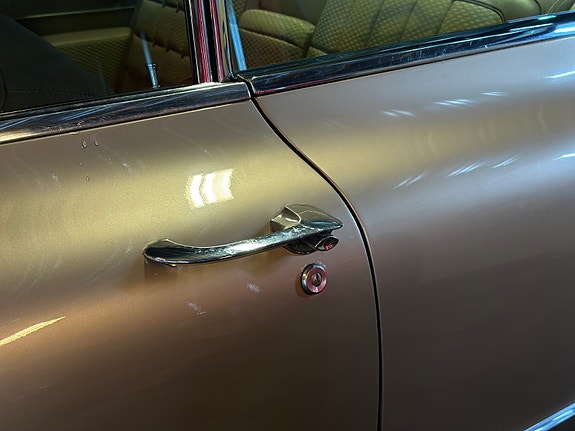 Cadillac Deville 9 of 30