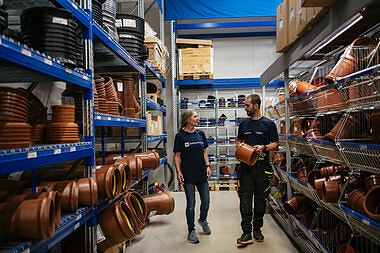 Butikken er stor med bredt sortiment